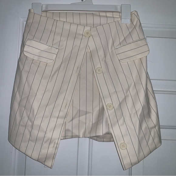 Forever 21 Dresses & Skirts - Pinstriped Mini Skirt